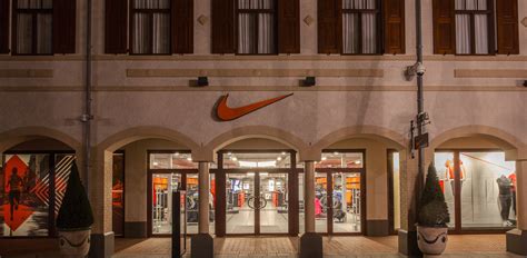 roermond outlet nike